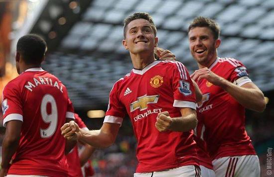 电讯报：森林有意麦卡蒂、德拉普等球员，为参加欧战做准备.